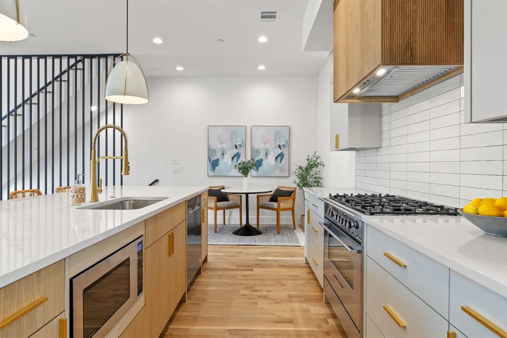 4330 Dickason Avenue 102 Property Photo 9