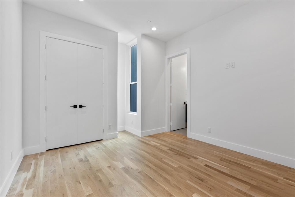 4330 Dickason Avenue 102 Property Photo 14