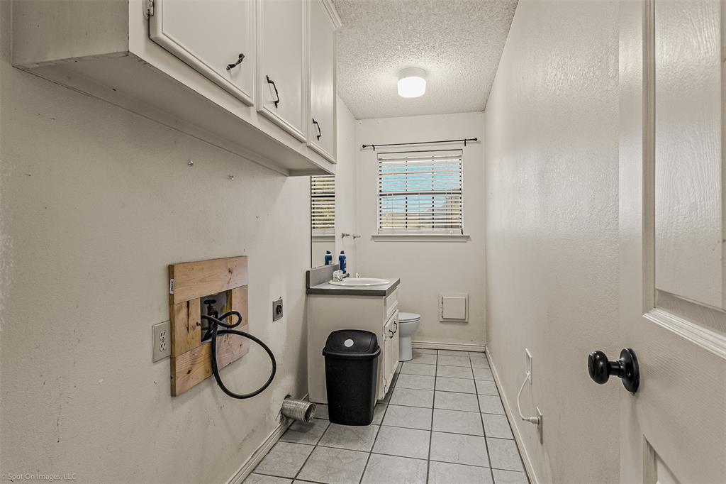 9510 S State Highway 34 Property Photo 13