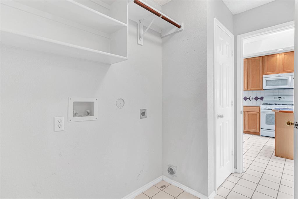 1303 Hillcrest Drive Property Photo 15