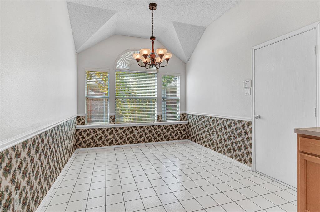 1303 Hillcrest Drive Property Photo 23