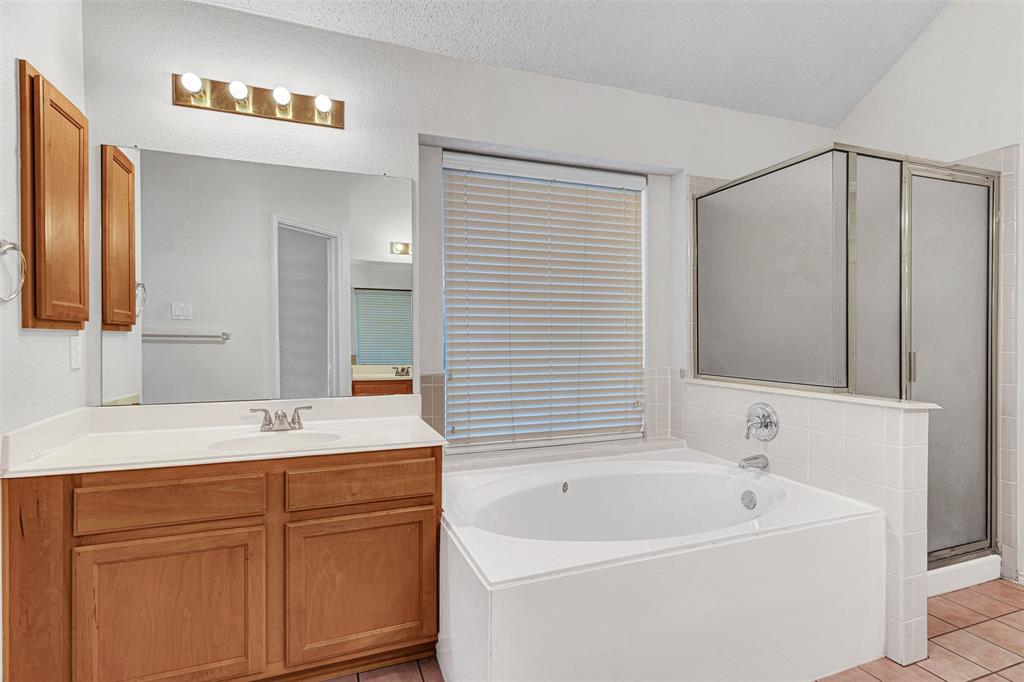 1303 Hillcrest Drive Property Photo 27