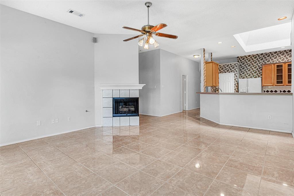 1303 Hillcrest Drive Property Photo 33