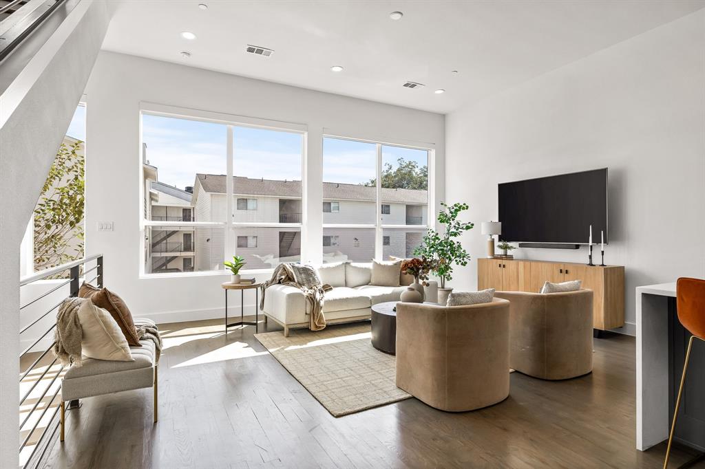 2317 Moser Avenue 103 Property Photo 7