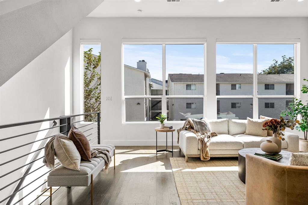 2317 Moser Avenue 103 Property Photo 8