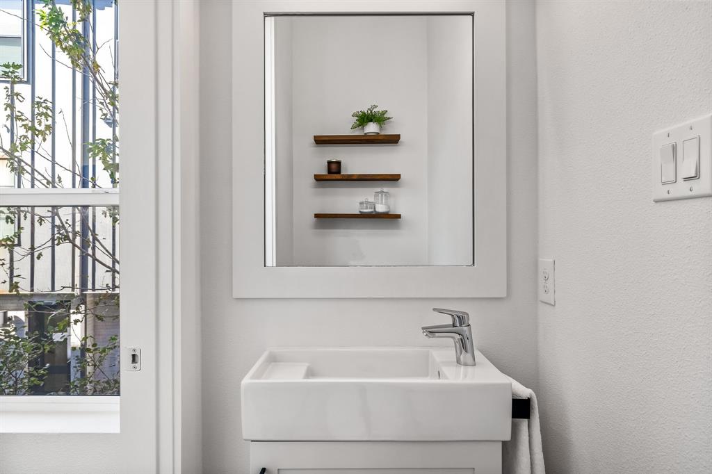 2317 Moser Avenue 103 Property Photo 17