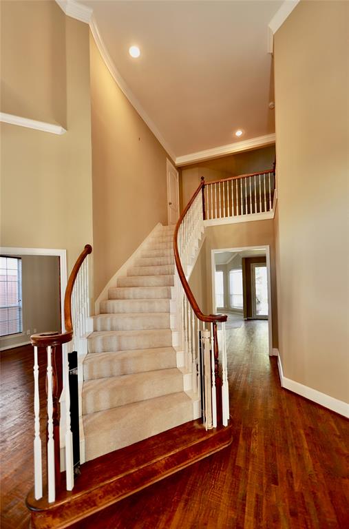 2421 Windy Ridge Court Property Photo 4