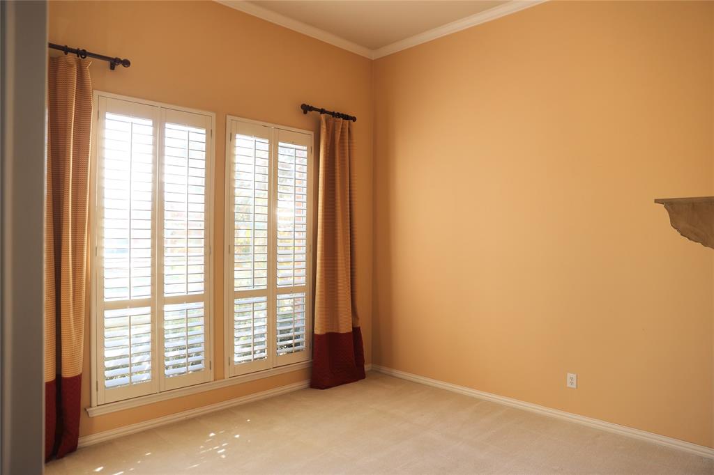 2421 Windy Ridge Court Property Photo 5