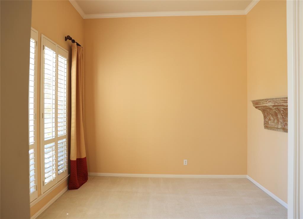 2421 Windy Ridge Court Property Photo 6