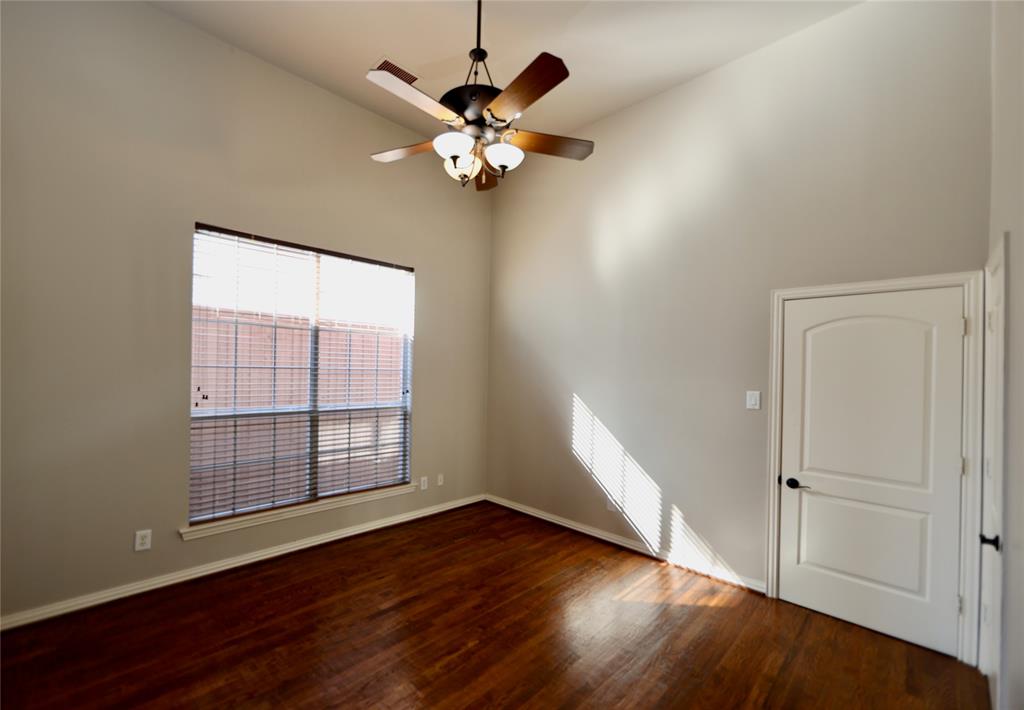 2421 Windy Ridge Court Property Photo 11