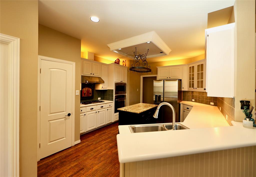 2421 Windy Ridge Court Property Photo 13