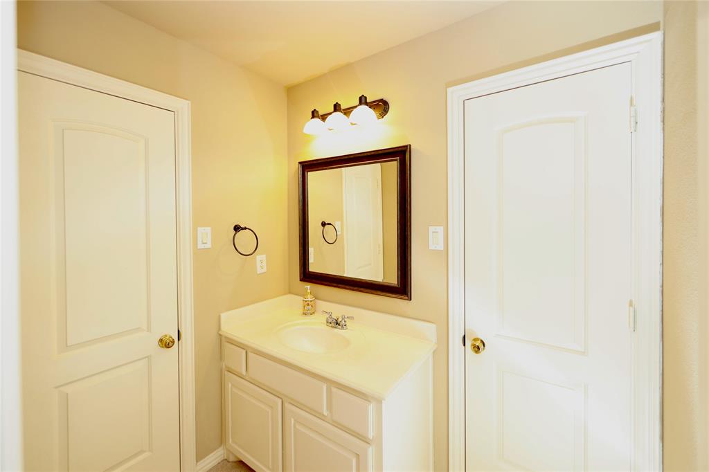 2421 Windy Ridge Court Property Photo 26