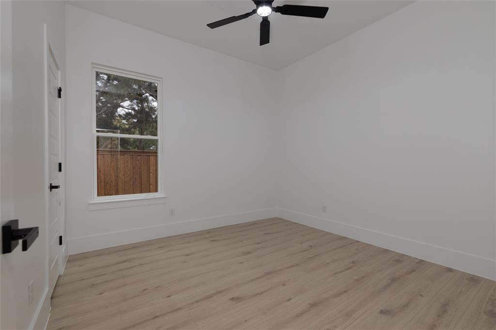 2222 Grove Lane Property Photo 28