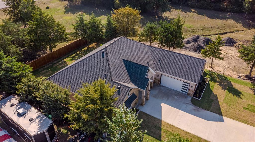 2222 Grove Lane Property Photo 32