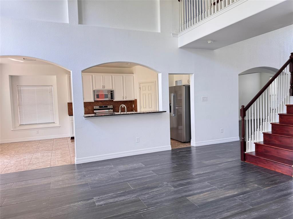 8226 Fox Creek Trail Property Photo 3