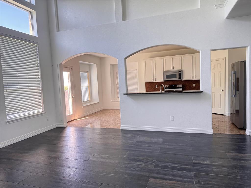 8226 Fox Creek Trail Property Photo 13