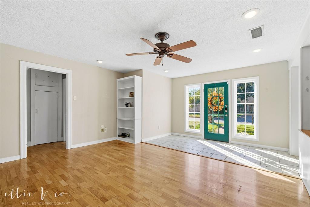 917 Blair Street Property Photo 5