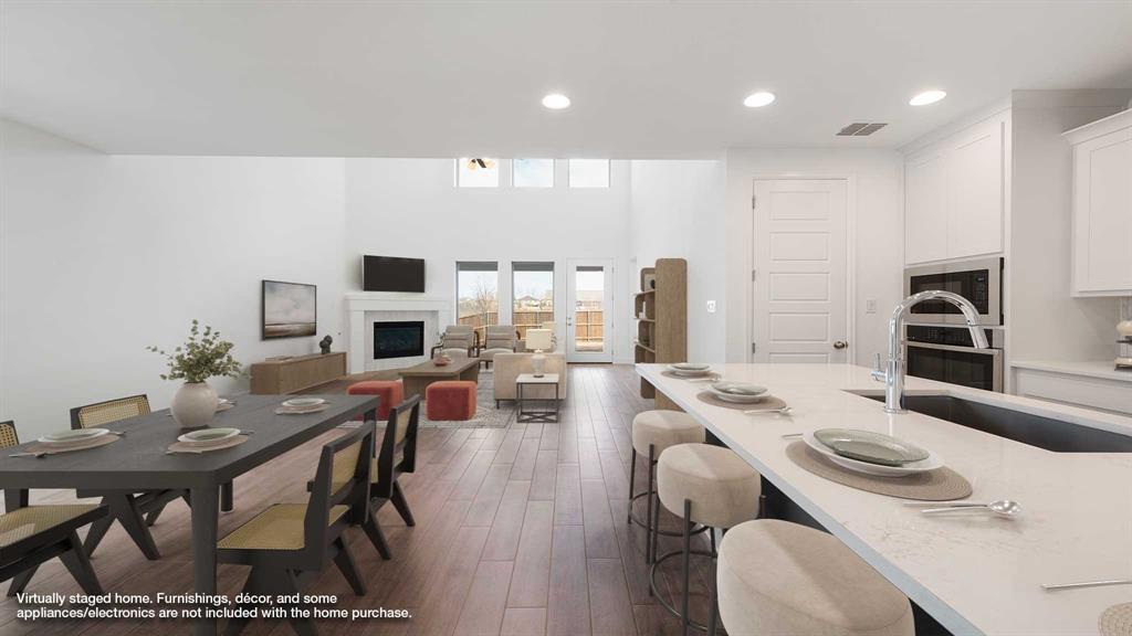 2922 Soaring Hills Drive Property Photo 3
