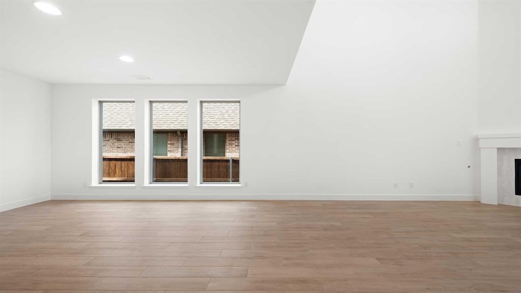2922 Soaring Hills Drive Property Photo 13