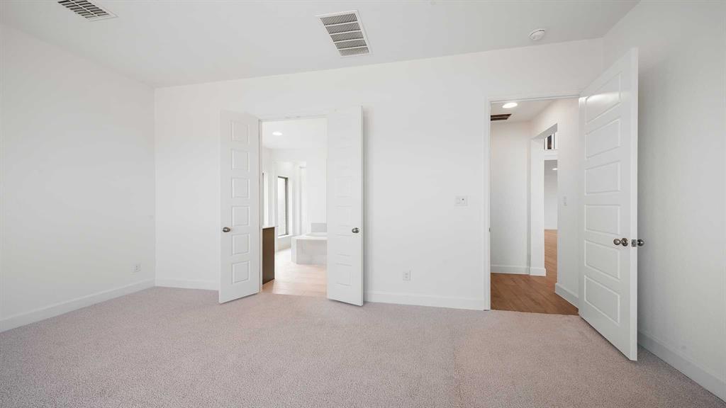 2922 Soaring Hills Drive Property Photo 16
