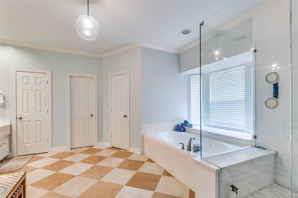 2204 Yaupon Drive Property Photo 17