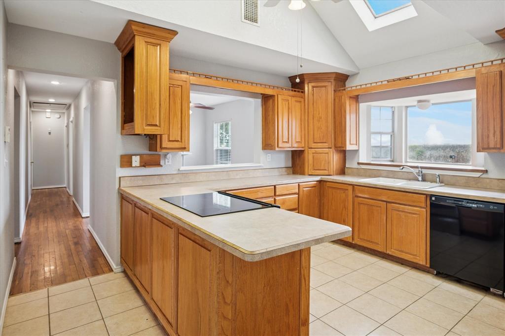 9828 County Road Property Photo 5