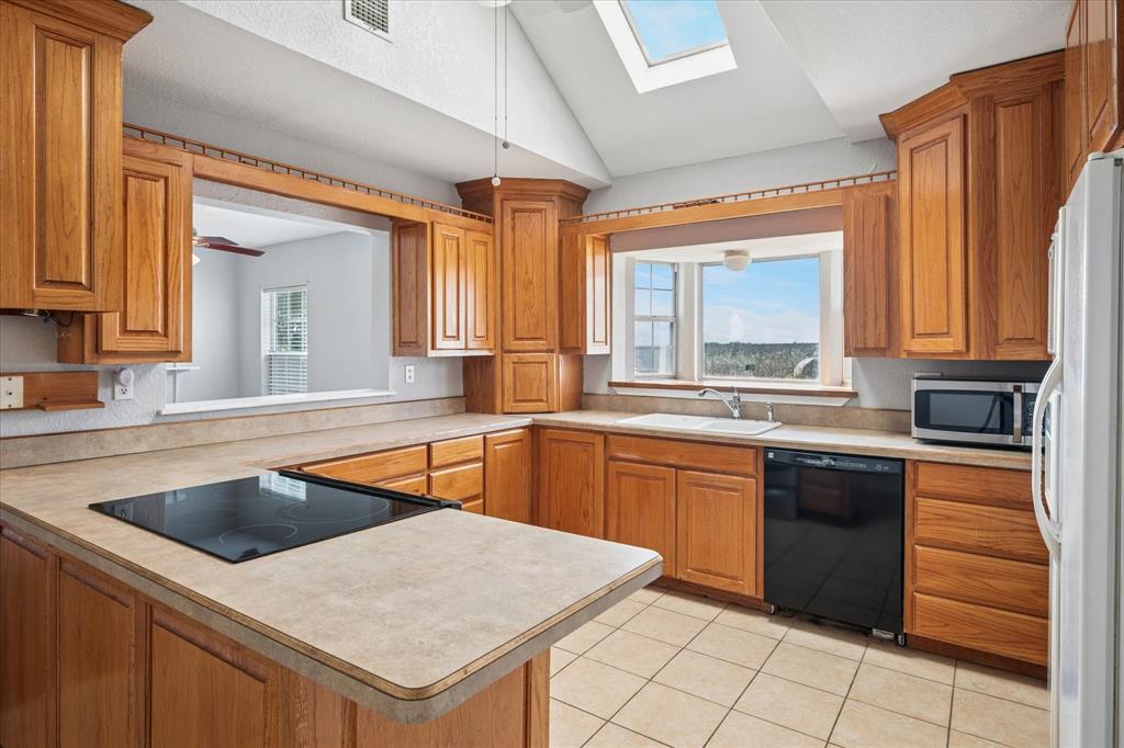 9828 County Road Property Photo 6