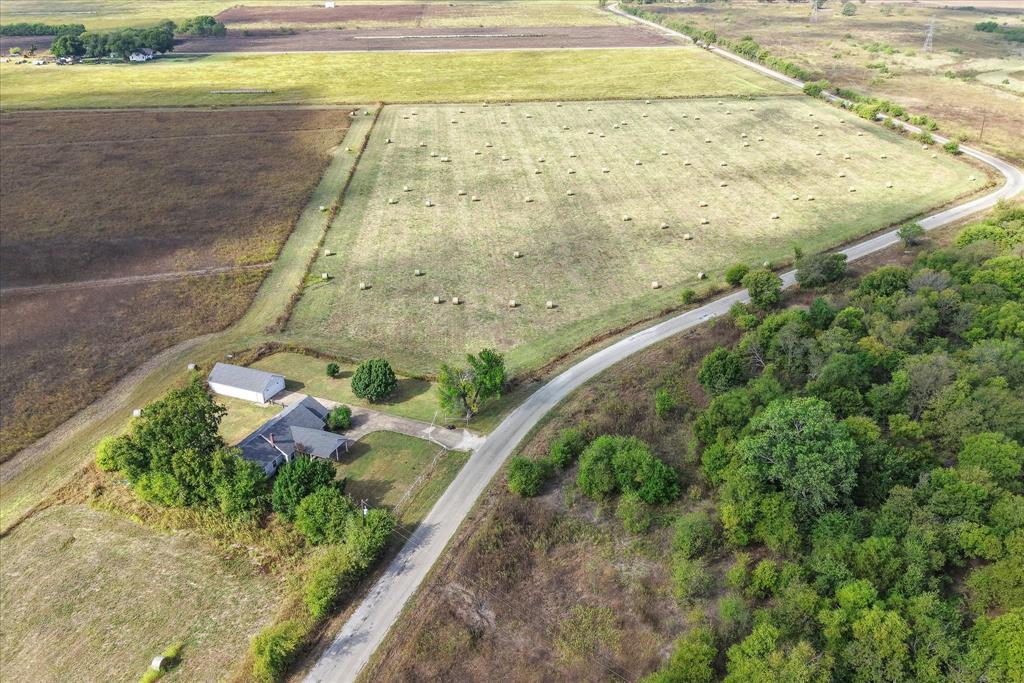 9828 County Road Property Photo 17