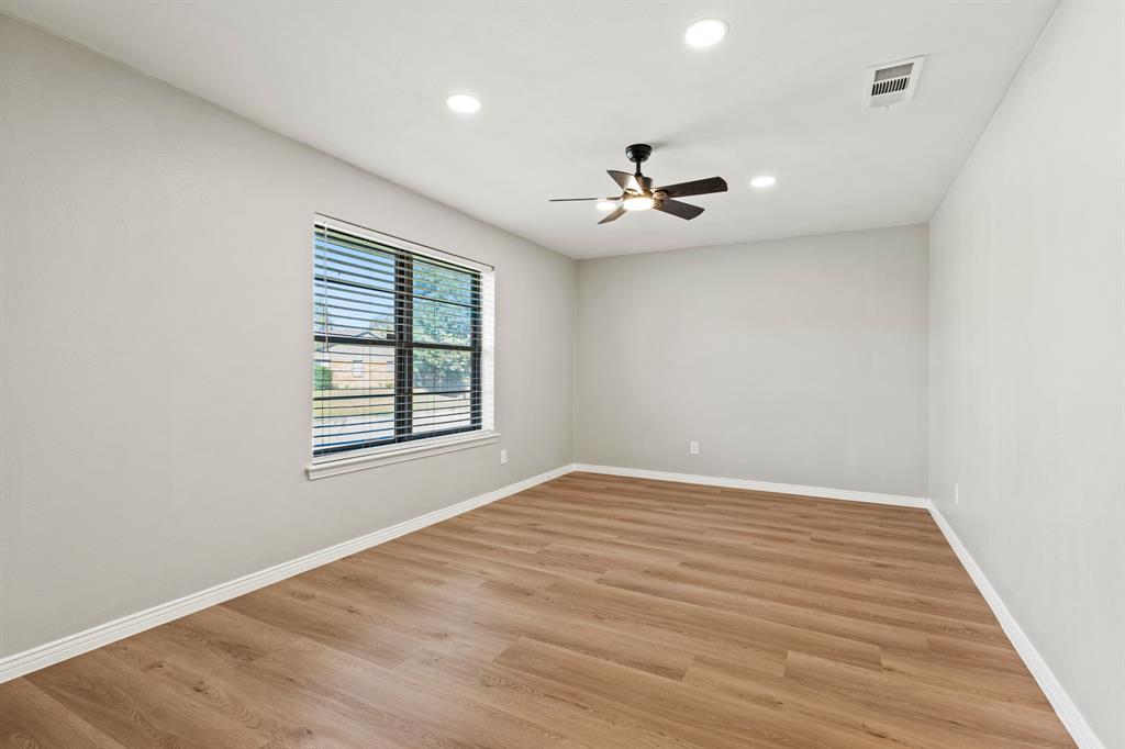 2016 Monticello Drive Property Photo 4