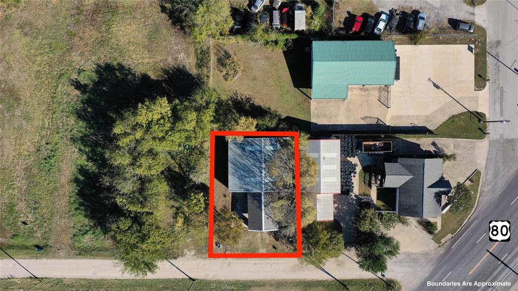 231 Ash Lane Property Photo 2