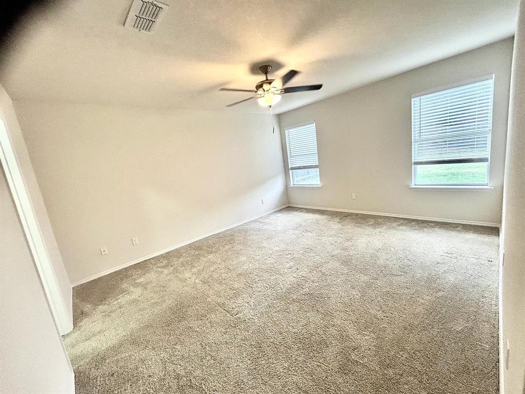 205 Cardinal Court Property Photo 5