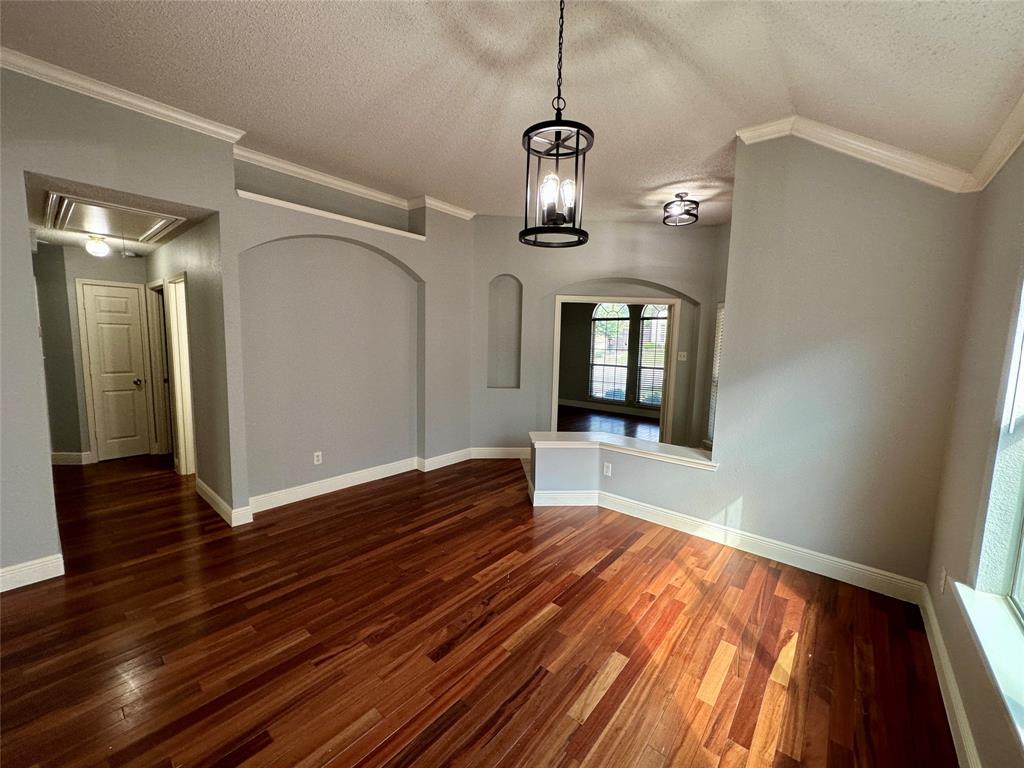 3804 Aldersyde Drive Property Photo 9