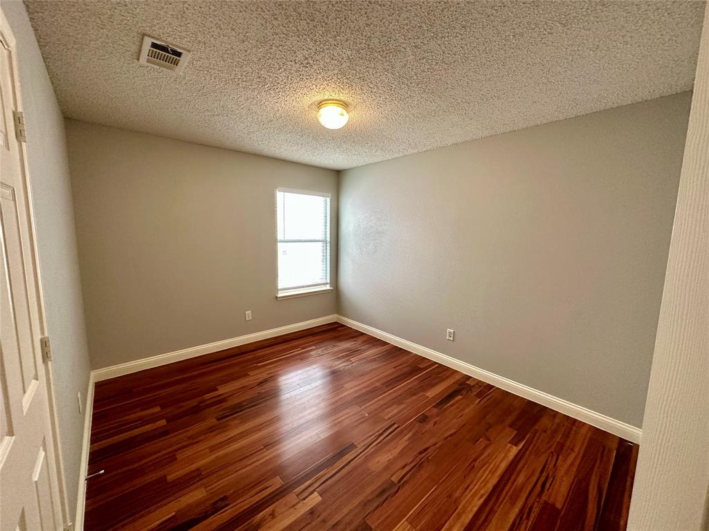 3804 Aldersyde Drive Property Photo 18