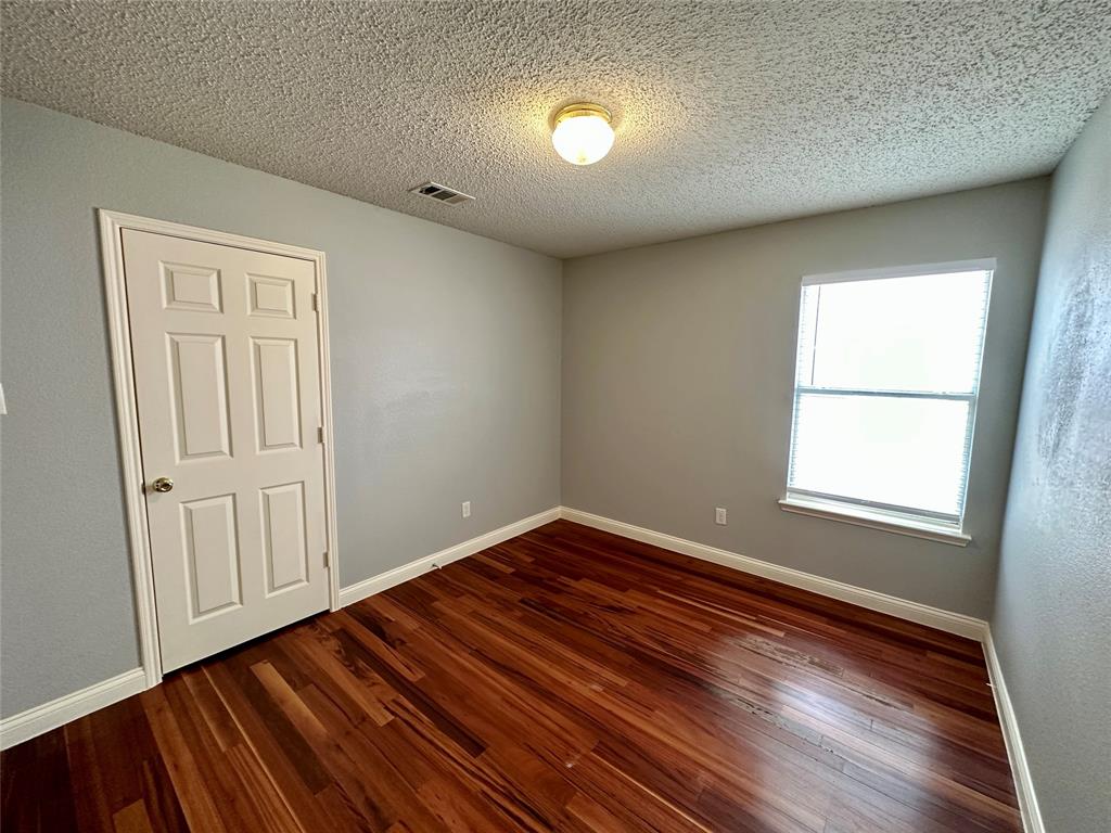 3804 Aldersyde Drive Property Photo 19