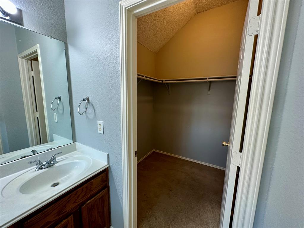 3804 Aldersyde Drive Property Photo 23