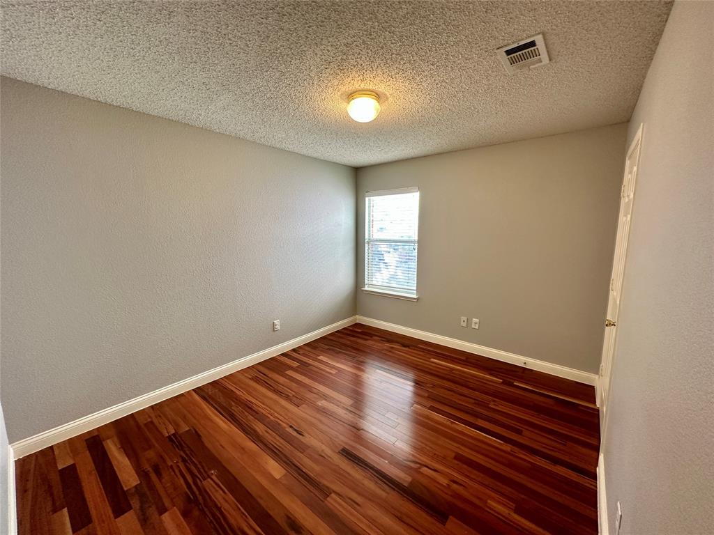 3804 Aldersyde Drive Property Photo 25