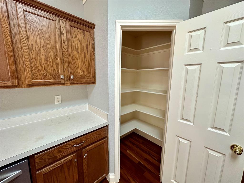 3804 Aldersyde Drive Property Photo 27