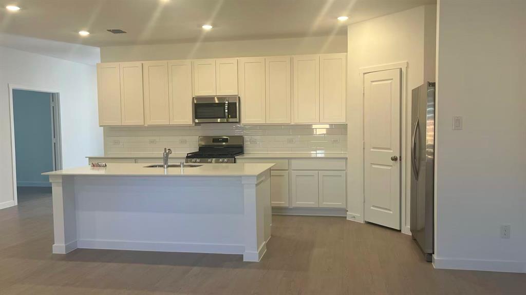 909 Calley Pear Trail Property Photo 7