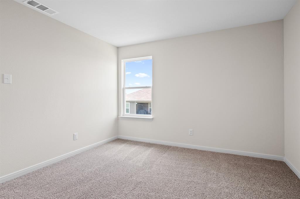 521 A D Crain Street Property Photo 7