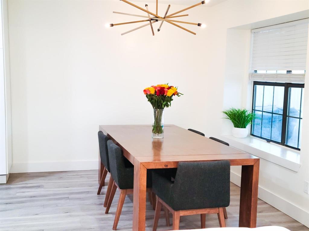 7810 Creek View Drive Property Photo 11