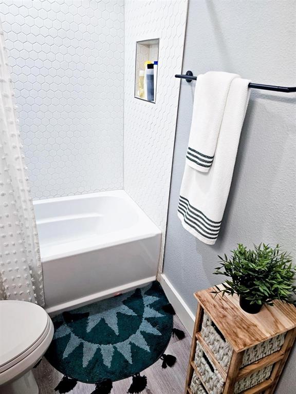 7810 Creek View Drive Property Photo 22