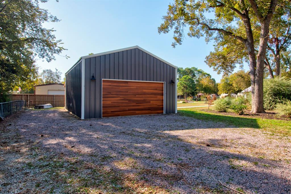 227 Newcastle Drive Property Photo 22