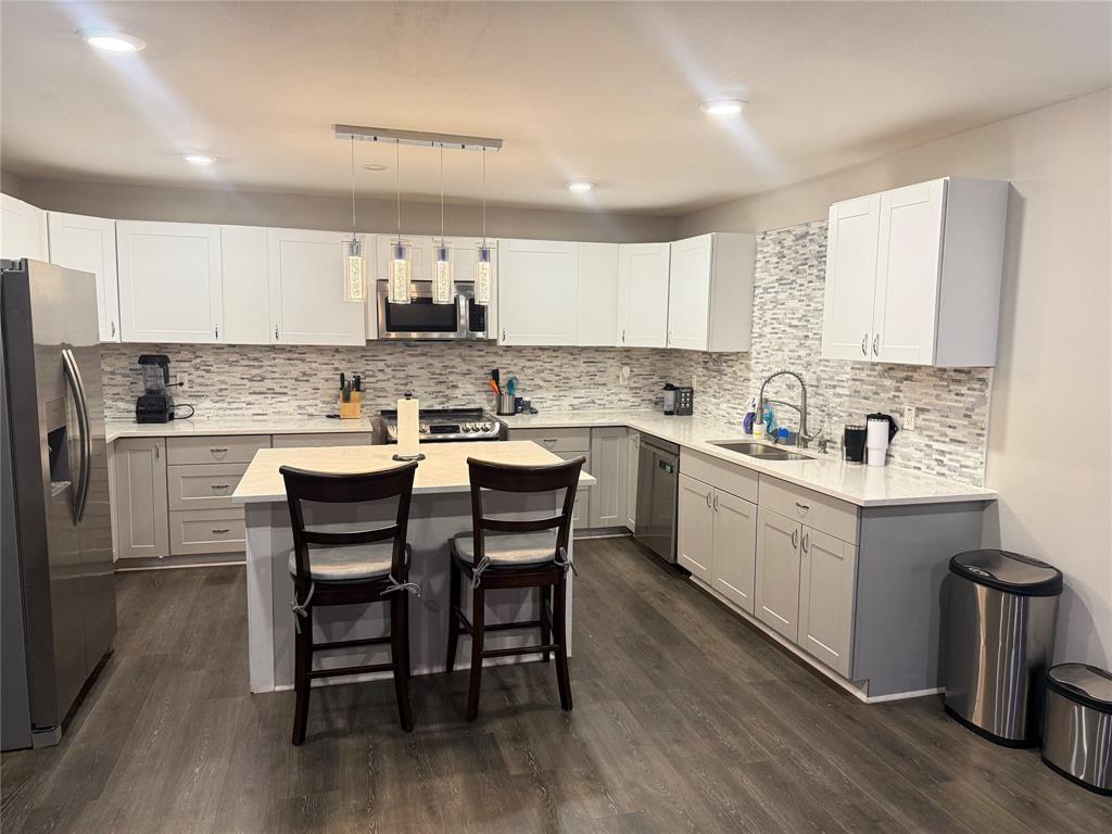 3315 Parvia Avenue Property Photo 5