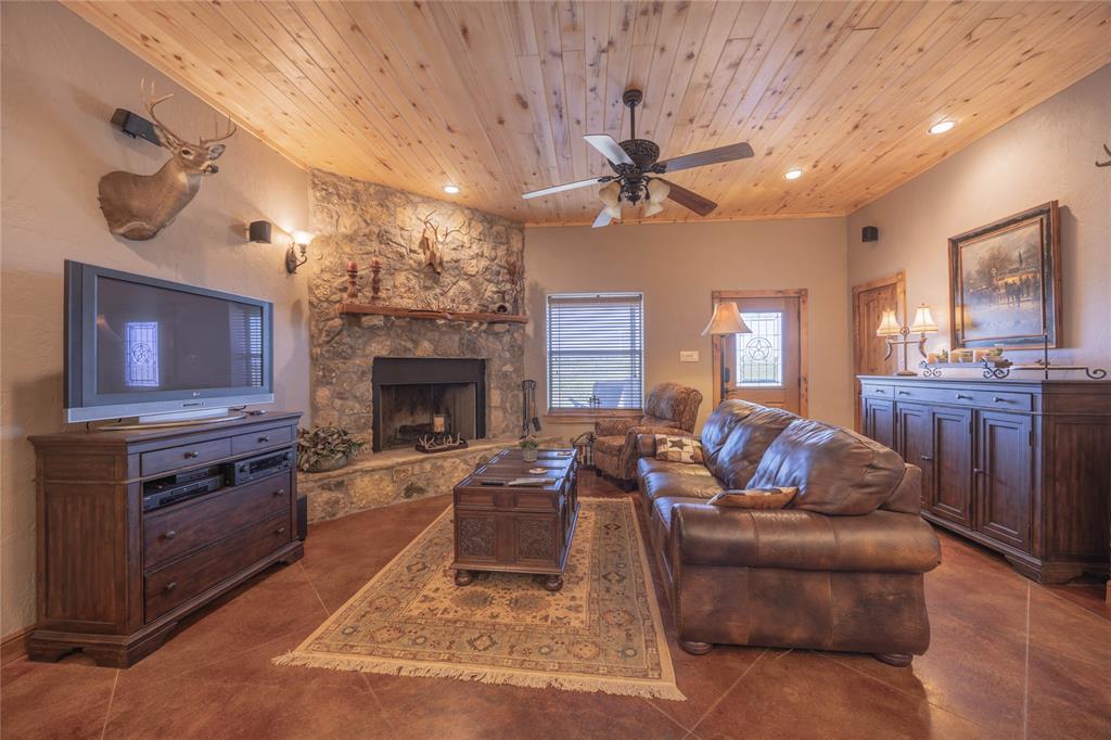 3270 Fm-573 Property Photo 12