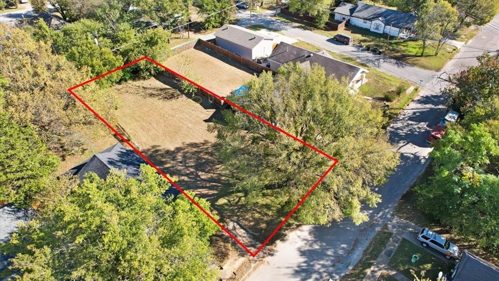 513 W Texas Street Property Photo 22