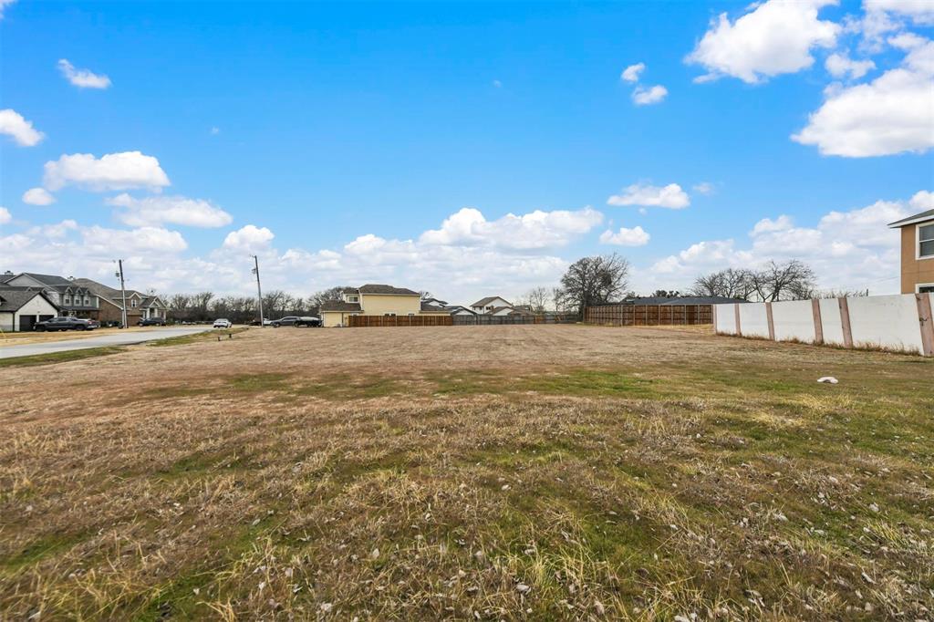 7612 W Shore Drive Property Photo 11