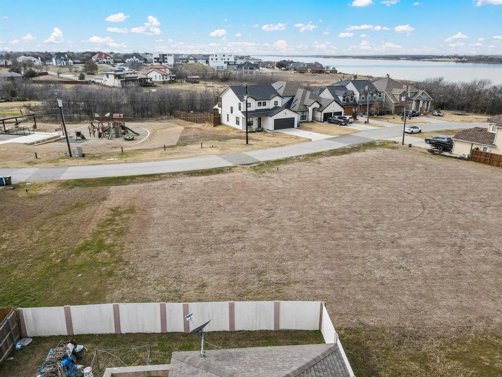 7612 W Shore Drive Property Photo 17