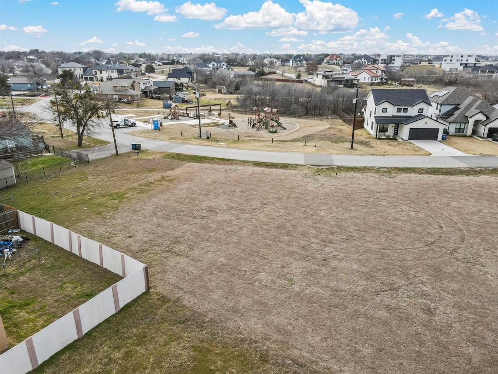 7612 W Shore Drive Property Photo 19