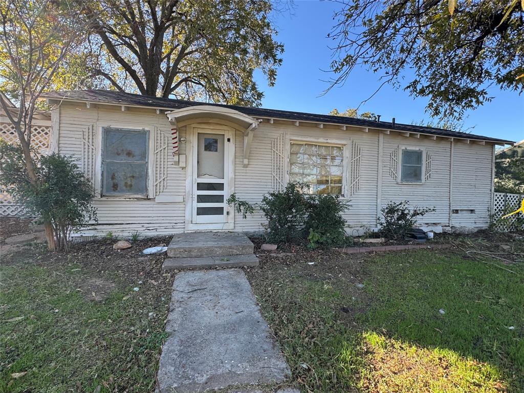 503 W Elm Street Property Photo 1