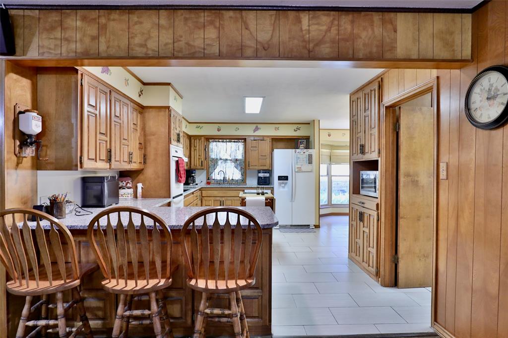448 Elmdale Road Property Photo 8